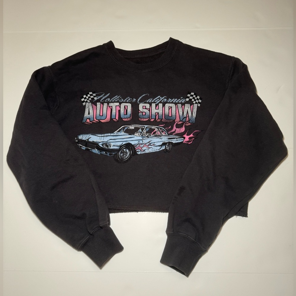 Hollister car crewneck crop top size XS